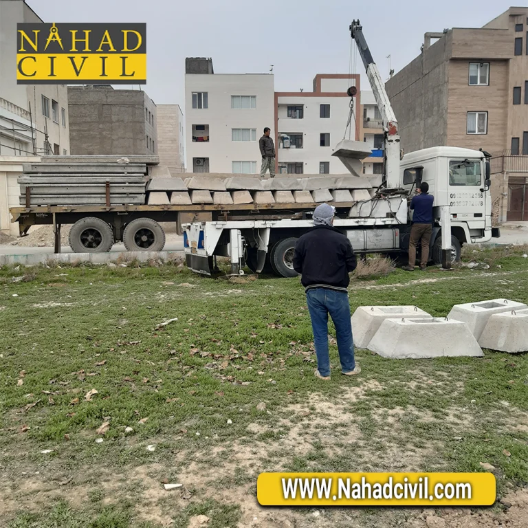 حمل و انتقال قطعات بتنی پیش ساخته با تریلی به کارگاه ساختمانی